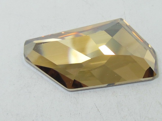 1 pc. DE-ART 28x15.5mm GOLDEN SHADOW FANCY FLATBACK European Rhinestones